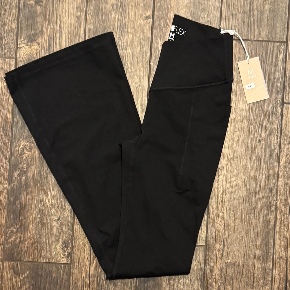 NWT Popflex Flare leggings, Black, M